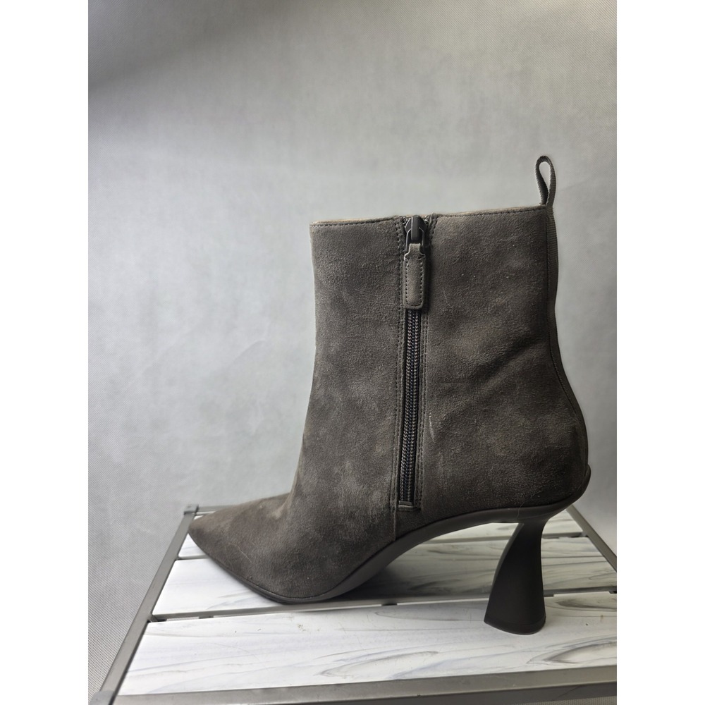 Cole Haan Grand Ambition York Bootie Gray Suede Ankle Boots Side Zipper size 8.5